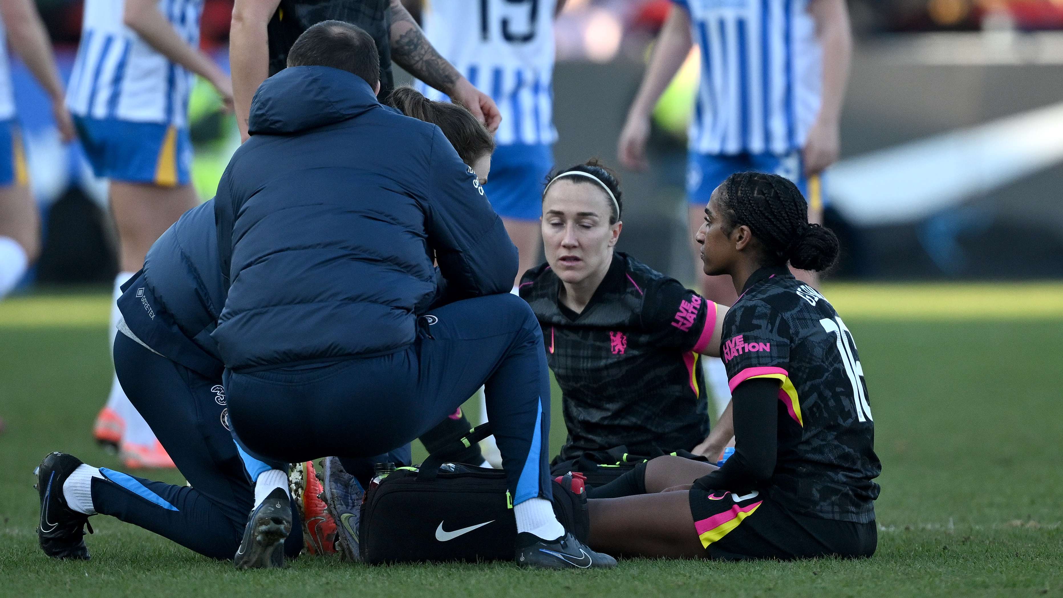 次交手中成 次交手中成